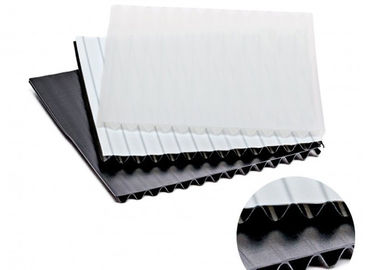 Strato ondulato del polietilene di plastica di imballaggio flessibile