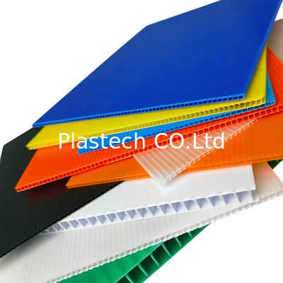 Piatti di protezione per pavimenti in plastica ondulati