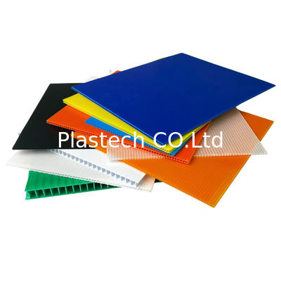 Piatti di protezione per pavimenti in plastica ondulati
