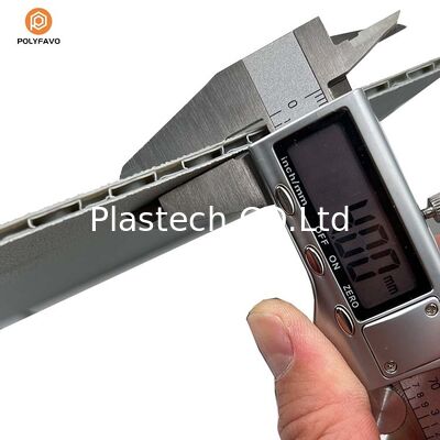 5mm 1200gm Grigio 2440x1220 4x8ft pannello di nido di miele in plastica PP per scatola di imballaggio industriale