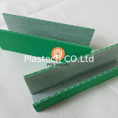 Profili in plastica di tipo canale U Protettore per scali di porta Pp Tavolo da nido di miele con tessuto di feltro Superficie opaca Opzionale spessore 3 mm 5 mm