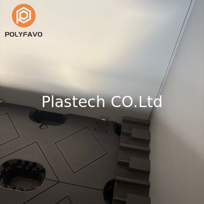 Scatola di pallet pieghevole con rivestimento EVA, due pannelli di coaming di tipo C con disegno spliced, scatola a manica pieghevole con base di pallet in plastica